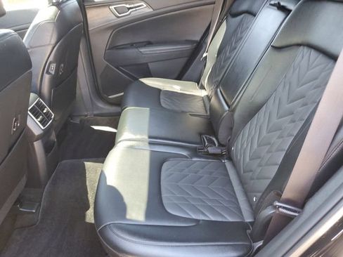 Used 2025 Kia Sportage X-Line w/ Premium Package AWD/4WD image 13