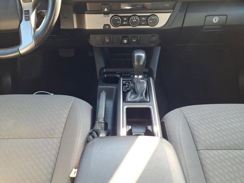 Used 2021 Toyota Tacoma SR5 image 31