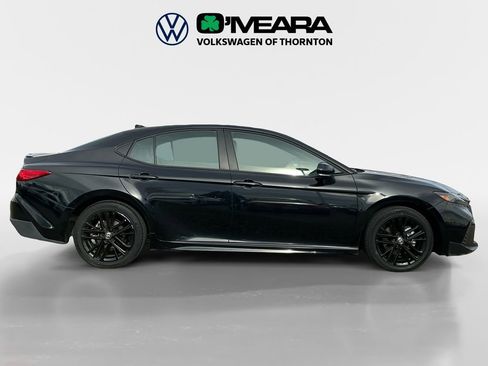 Used 2025 Toyota Camry SE image 6