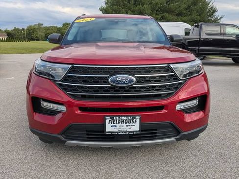 Used 2023 Ford Explorer XLT w/ Equipment Group 202A AWD/4WD image 7
