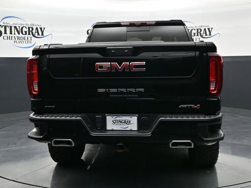 Used 2024 GMC Sierra 1500 AT4 w/ Technology Package image 6