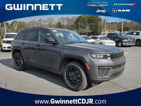 New 2026 Jeep Grand Cherokee Altitude RWD image 1