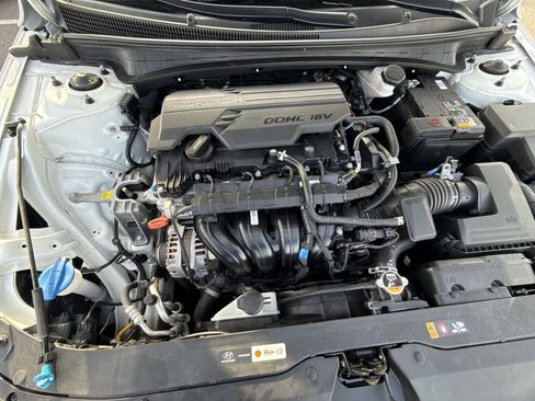 Certified 2024 Hyundai Elantra SEL FWD image 27