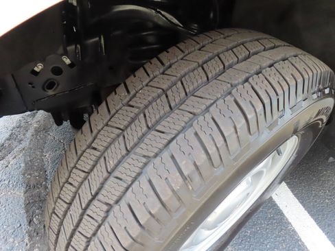 Used 2019 Ford F150 XL w/ Equipment Group 101A Mid image 14