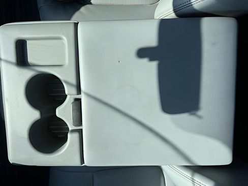 Used 2011 Ford F250 XL w/ XL Value Pkg image 26