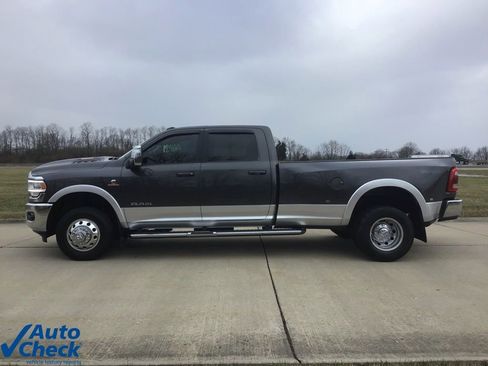 Used 2023 RAM 3500 Laramie image 7