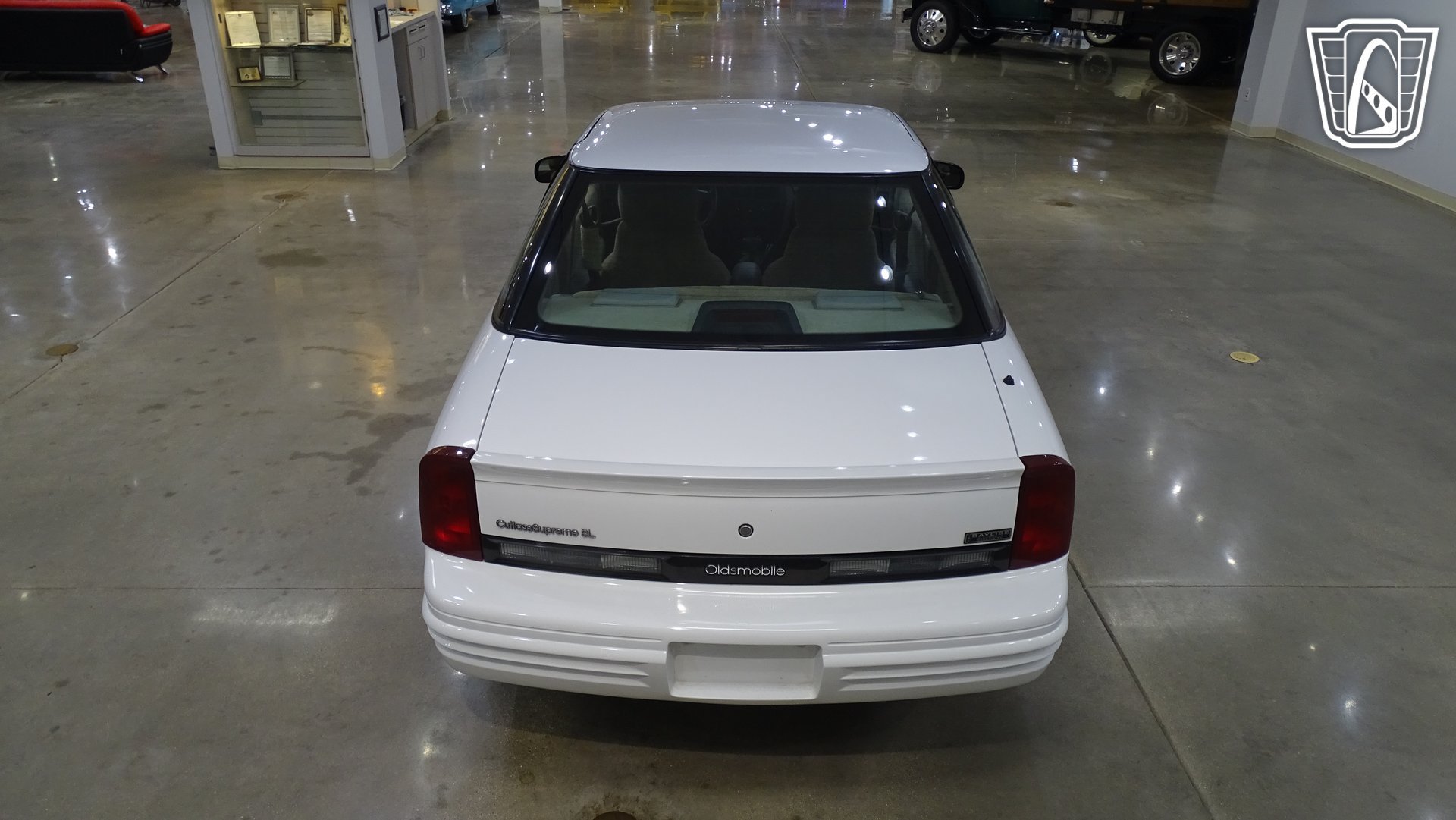 Used 1997 Oldsmobile Cutlass Supreme SL FWD image 11