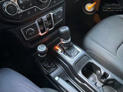 Certified 2021 Jeep Gladiator Sport AWD/4WD image 61