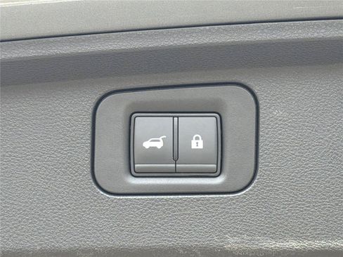 Used 2025 INFINITI QX80 Sensory AWD/4WD image 38