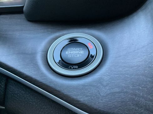 New 2025 Jeep Grand Cherokee Limited AWD/4WD image 23