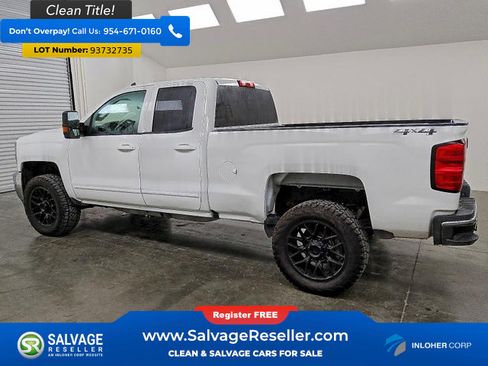 Used 2017 Chevrolet Silverado 2500 LT AWD/4WD image 3
