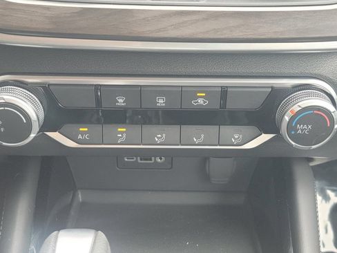Used 2023 Nissan Altima 2.5 SV FWD image 26