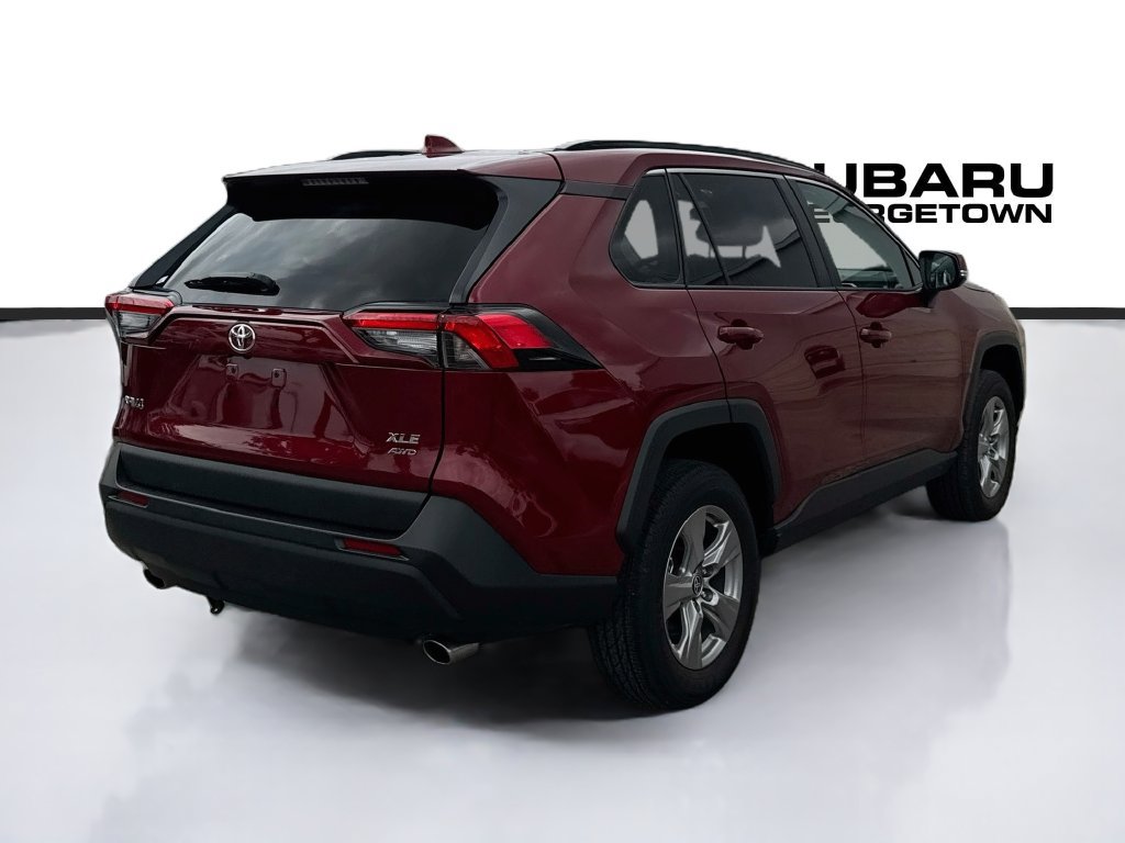Used 2025 Toyota RAV4 XLE AWD/4WD image 7