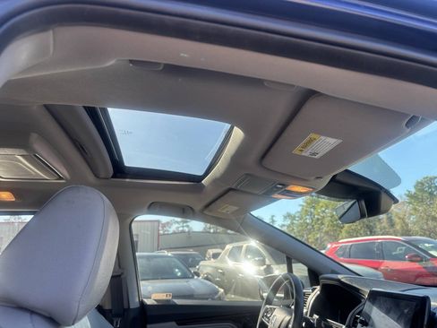 Used 2023 Honda Odyssey Touring image 48