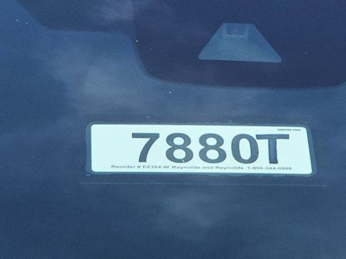 Used 2021 Toyota Camry SE image 33