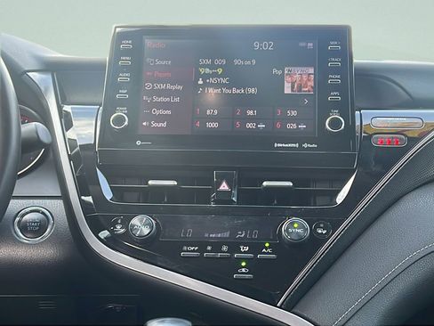 Used 2021 Toyota Camry XSE FWD image 13