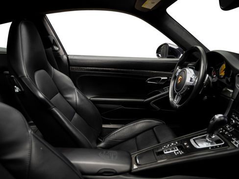 Used 2015 Porsche 911 Turbo S AWD/4WD image 59
