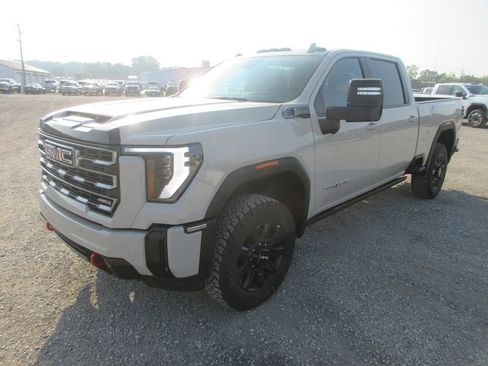 New 2026 GMC Sierra 2500 AT4 w/ AT4 Premium Plus Package AWD/4WD image 10