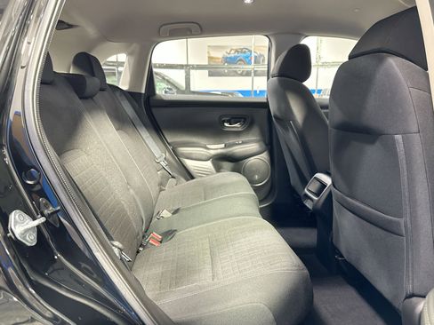 Used 2023 Honda HR-V LX image 28