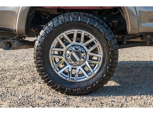 Used 2019 Ford F350 Lariat w/ Lariat Ultimate Package AWD/4WD image 10