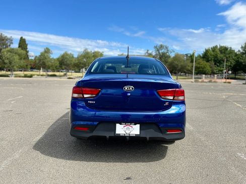 Used 2019 Kia Rio S FWD image 7