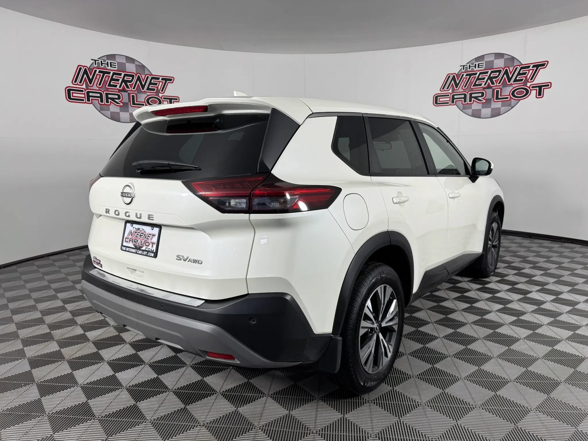 Used 2023 Nissan Rogue SV AWD/4WD image 7