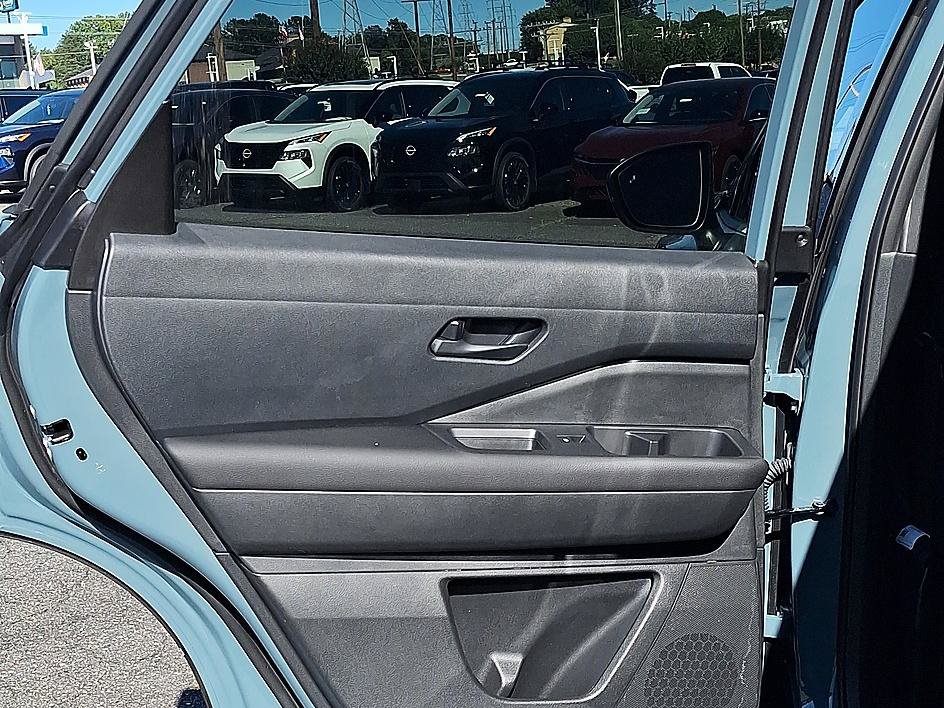 Certified 2026 Nissan Pathfinder Rock Creek w/ Rock Creek Premium Package AWD/4WD image 31