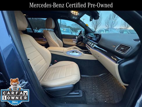 Used 2024 Mercedes-Benz GLS 580 GLS 580 image 9