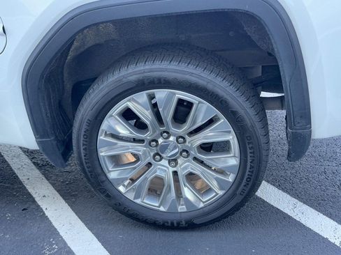 Used 2020 GMC Sierra 1500 Denali w/ Denali Ultimate Package AWD/4WD image 10