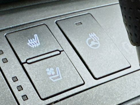 Used 2022 Lexus IS 350 F Sport image 23