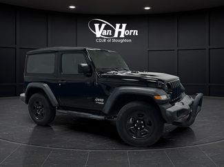 Used 2021 Jeep Wrangler Sport AWD/4WD video 1