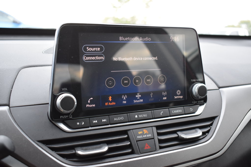 Used 2023 Nissan Altima 2.5 SR FWD image 10