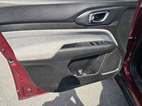 Used 2022 Jeep Compass Latitude image 21