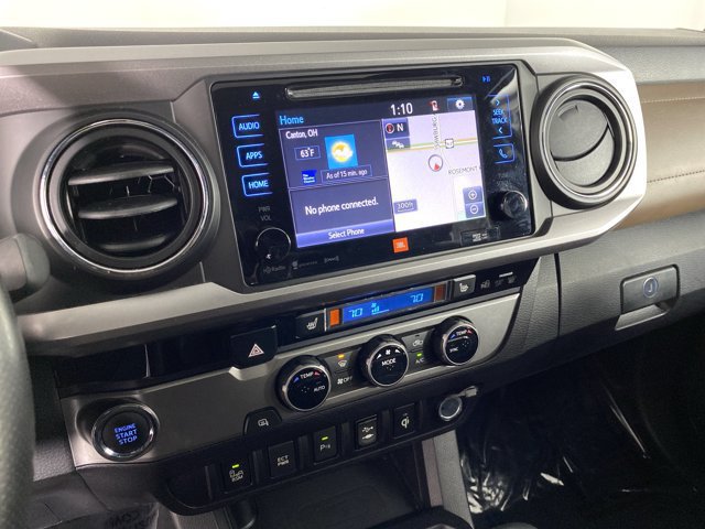 Used 2017 Toyota Tacoma Limited w/ Tow Package RWD image 29