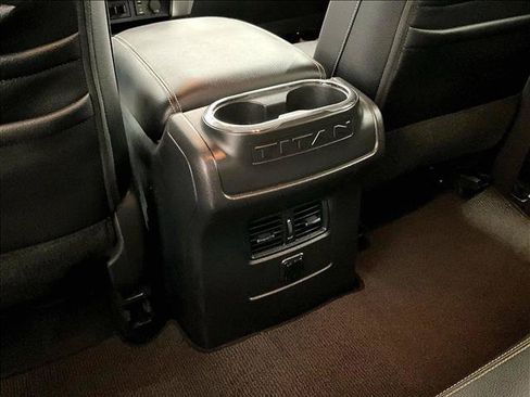 Used 2016 Nissan Titan SL RWD image 25