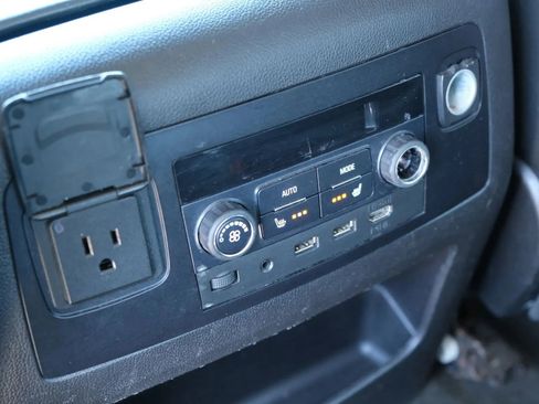 Used 2017 GMC Yukon Denali w/ Open Road Package image 23