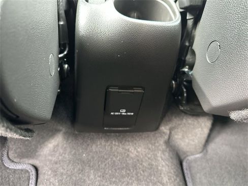 Certified 2022 Chevrolet Trax LT w/ LT Convenience Package image 20