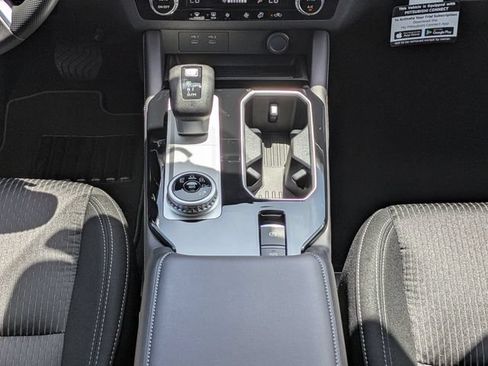 New 2026 Mitsubishi Outlander ES FWD image 19