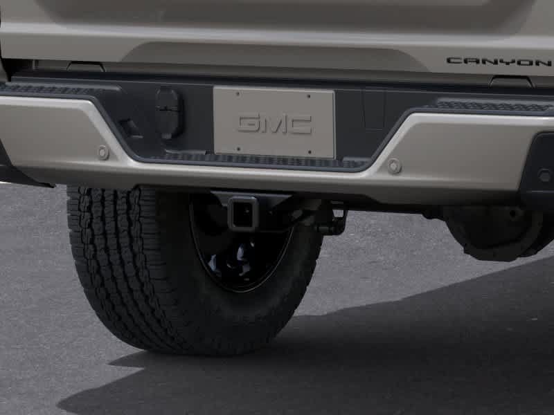 New 2026 GMC Canyon Denali w/ LPO, Black Badging Package AWD/4WD image 14