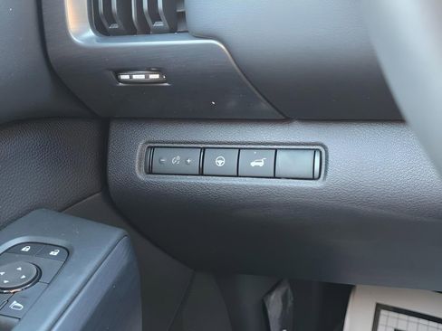 New 2026 Nissan Pathfinder Rock Creek w/ Rock Creek Premium Package AWD/4WD image 28