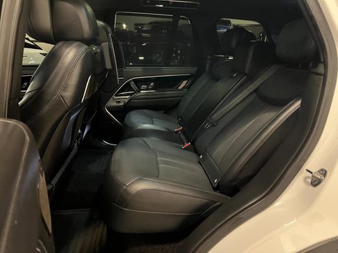Used 2023 Land Rover Range Rover Autobiography AWD/4WD image 29