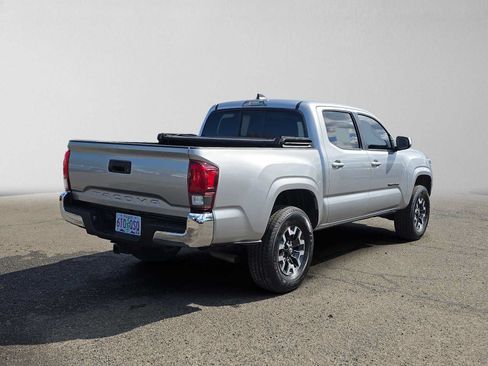 Used 2023 Toyota Tacoma SR5 RWD image 3