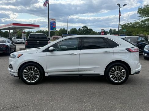 Used 2020 Ford Edge Titanium w/ Equipment Group 301A AWD/4WD image 8