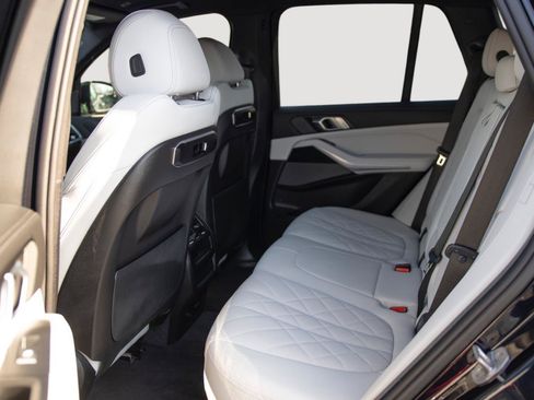 Used 2024 BMW X5 xDrive40i w/ M Sport Package image 15