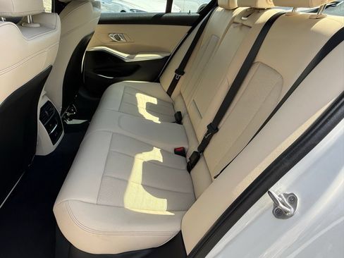 Certified 2025 BMW 330i Sedan RWD image 32