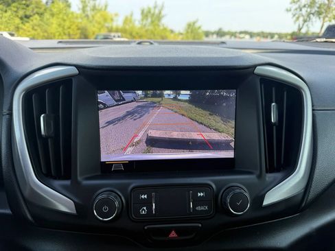 Used 2019 GMC Terrain SLT AWD/4WD image 17