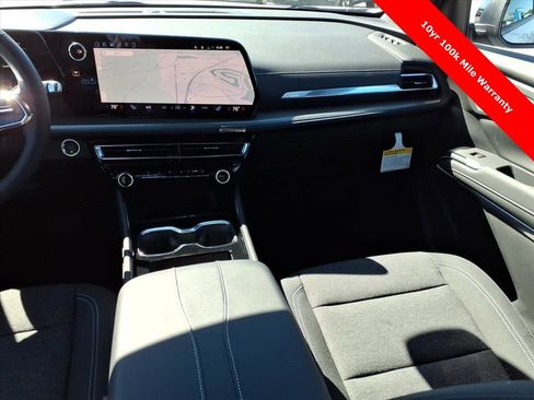 New 2026 Chevrolet Traverse LT w/ Midnight/Sport Edition image 13