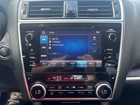 Used 2019 Subaru Outback 2.5i Limited AWD/4WD image 22