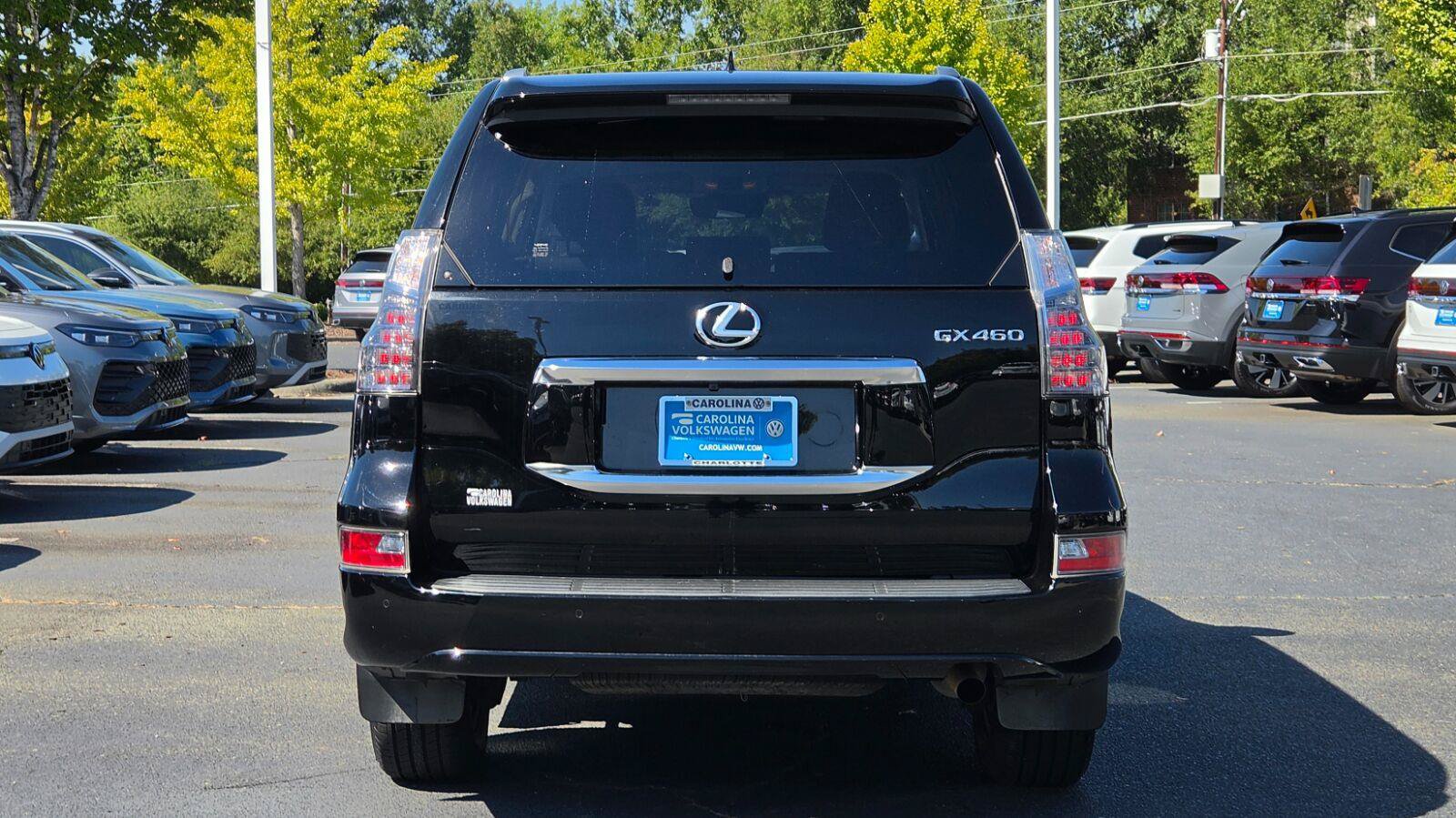 Used 2020 Lexus GX 460 Premium w/ Premium Package AWD/4WD image 3