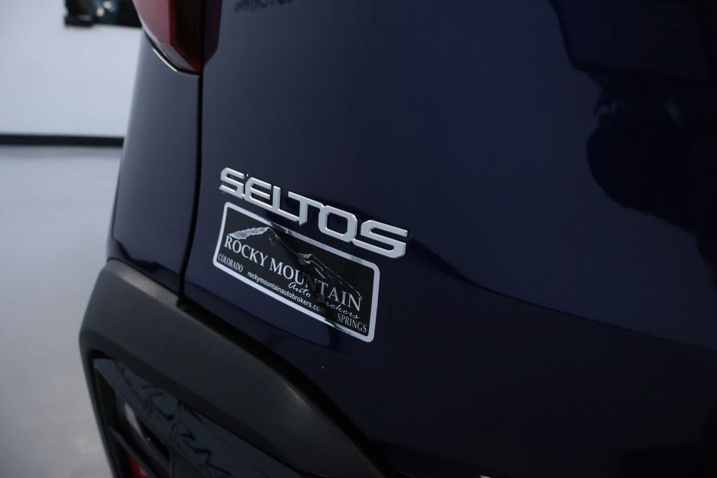 Used 2024 Kia Seltos S AWD/4WD image 10